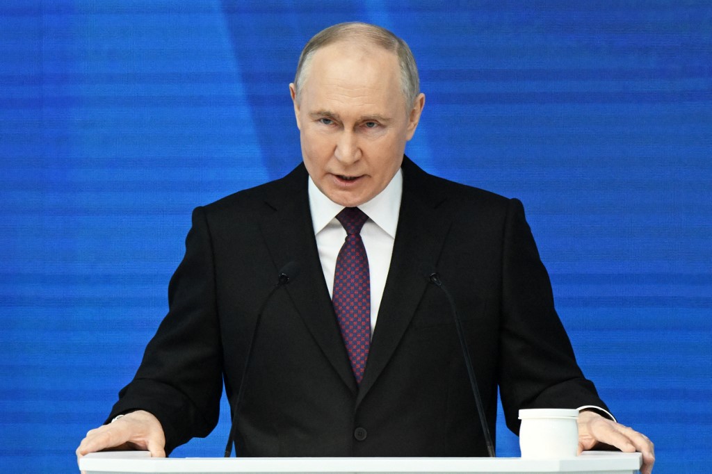 Putyin parancsba adta az atomcsapást