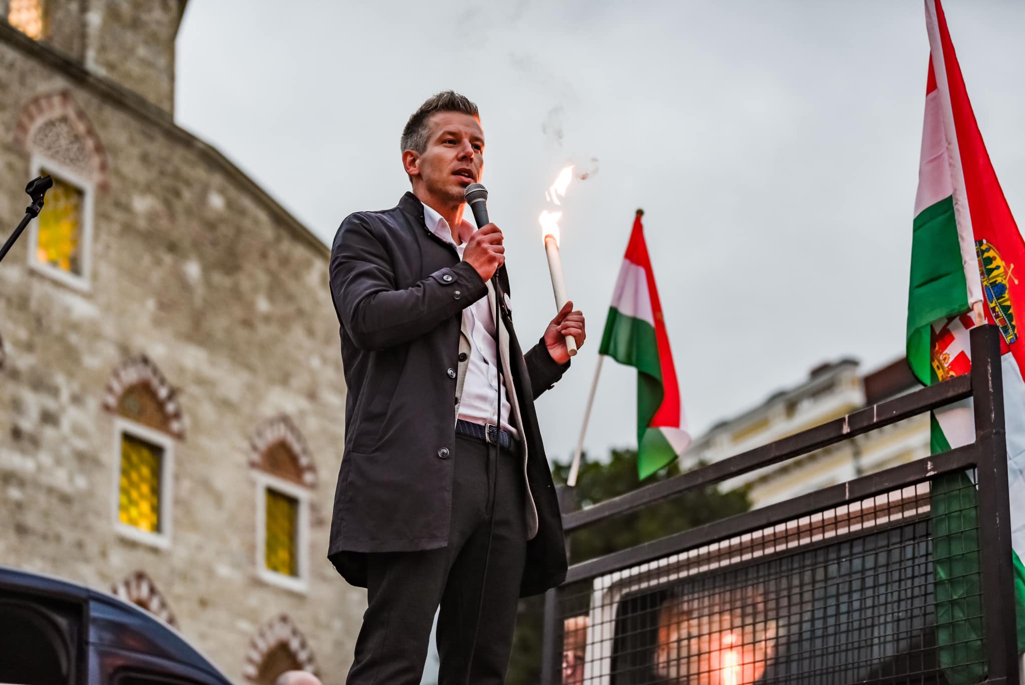 Magyar Péter így fenyegette meg Varga Juditot, a rendőrt és a kormányt