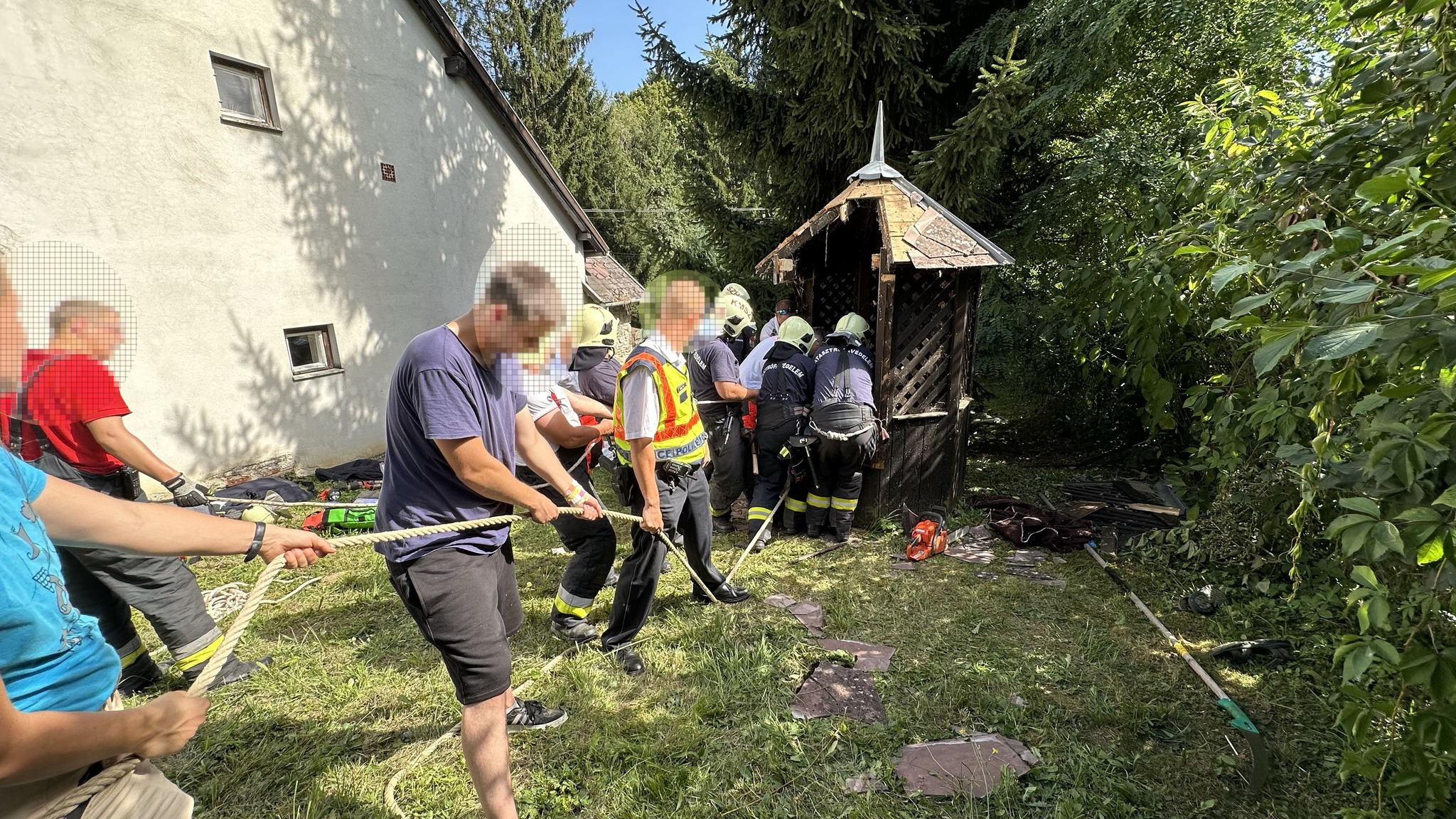 Borzalom: játék közben kútba esett egy kislány Kőszegen 