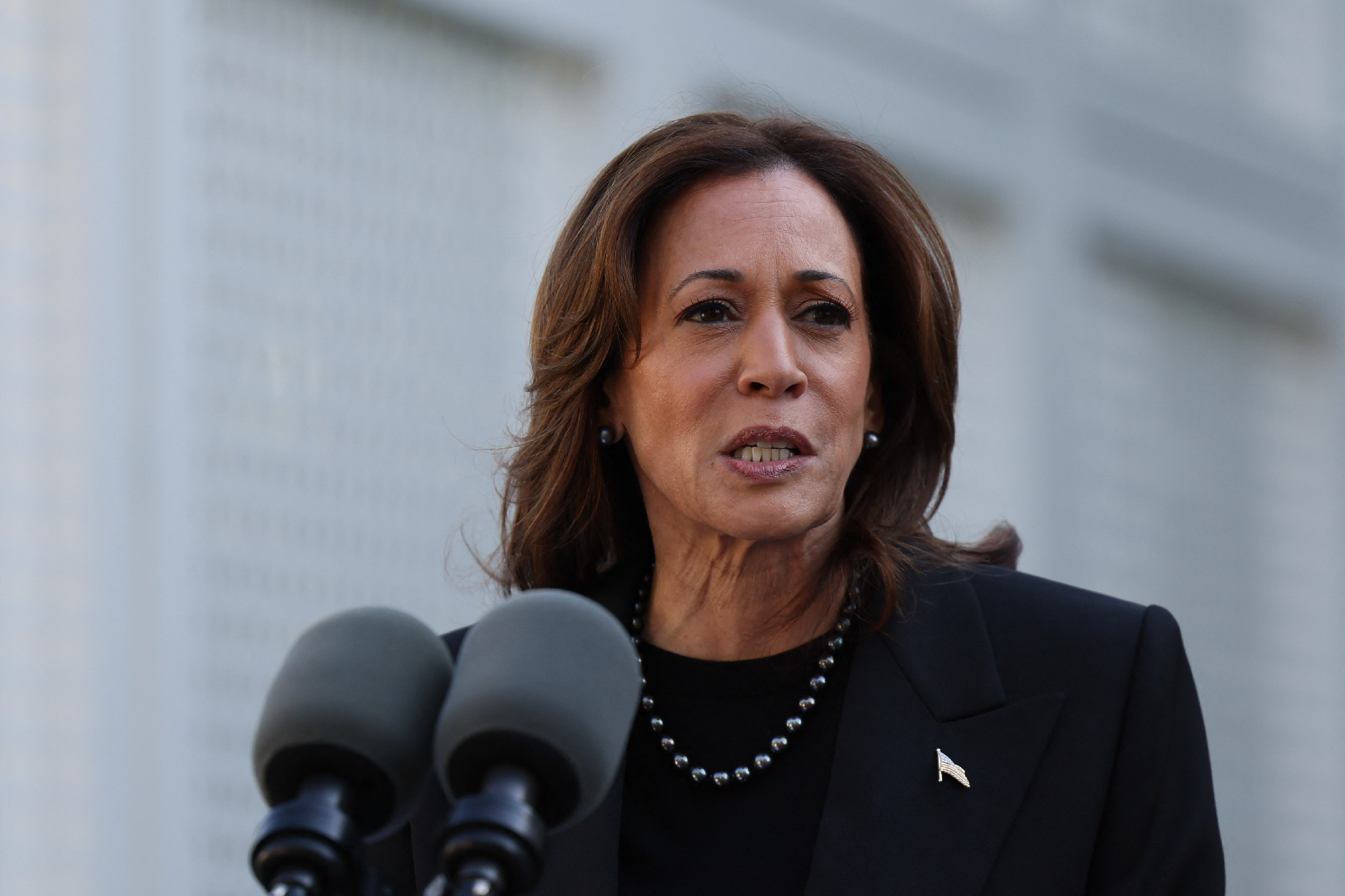 Elképesztő összegeket keres Kamala Harris – Mutatjuk, mennyi az annyi 