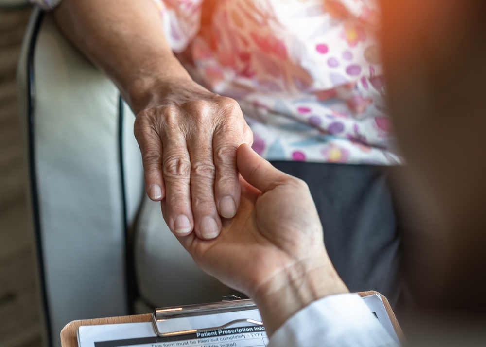 Meglepő kutatás: itt jelentkezhetnek először a Parkinson-kór tünetei