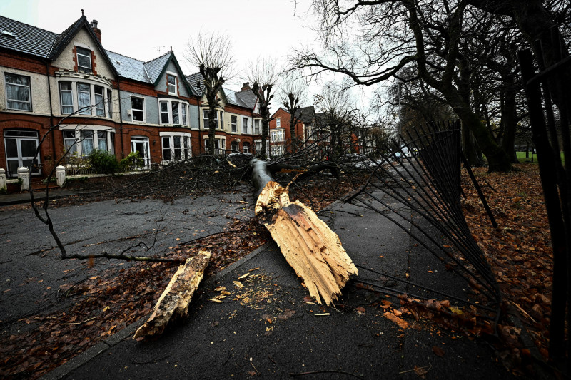 BRITAIN-STORM-DARRAGH