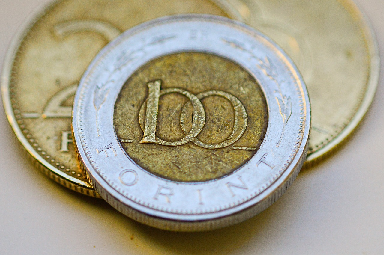 Súlyos összegtől eshet el, ha ezt elfelejti a családi pótlék kapcsán