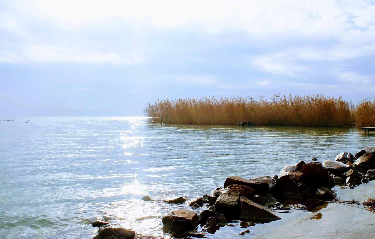 5 vidéki tó, ahol jelentősen olcsóbban strandolhat, mint a Balatonon
