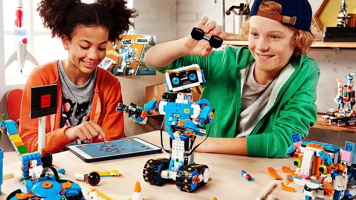 Miért fontos a Lego szerepvállalása a lányok STEM szerepvállalása tekintetében?