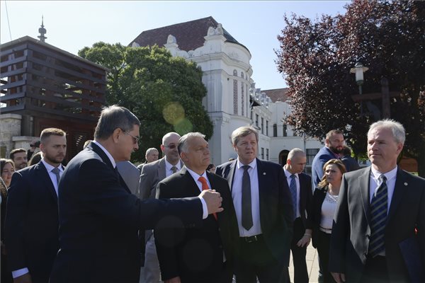 Orbán Viktor: Meg kell végre adni a magyar vidéknek, ami jár neki
