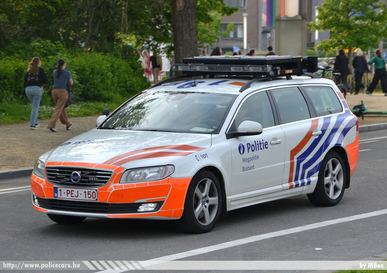 Belgiumban őrizetbe vettek egy férfit zsidó közösségek elleni támadás kitervelésének gyanújával