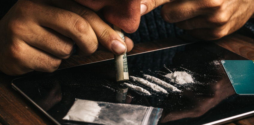 Drogkereskedőket fogtak el Pest megyében, egyikőjük kokain- és THC-tesztje is pozitív lett