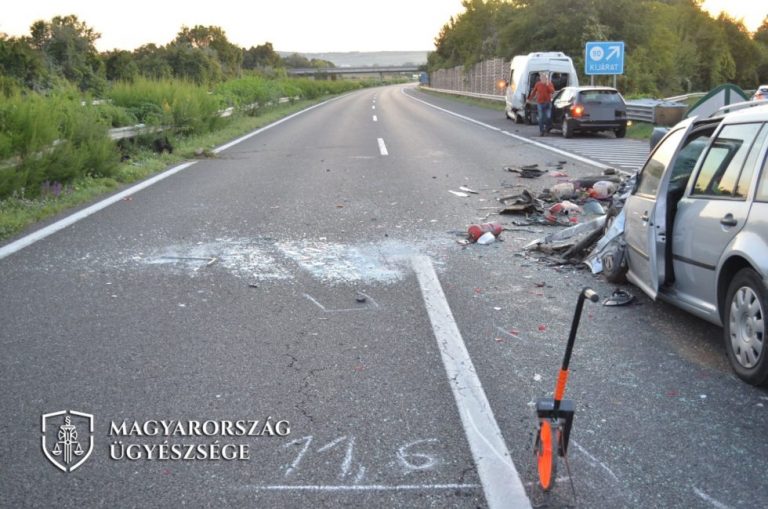 Börtönbe mehet az autópályán tolató férfi